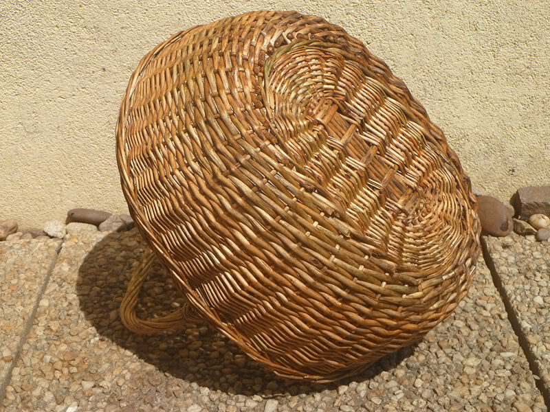 Culture wicker basket, vintage