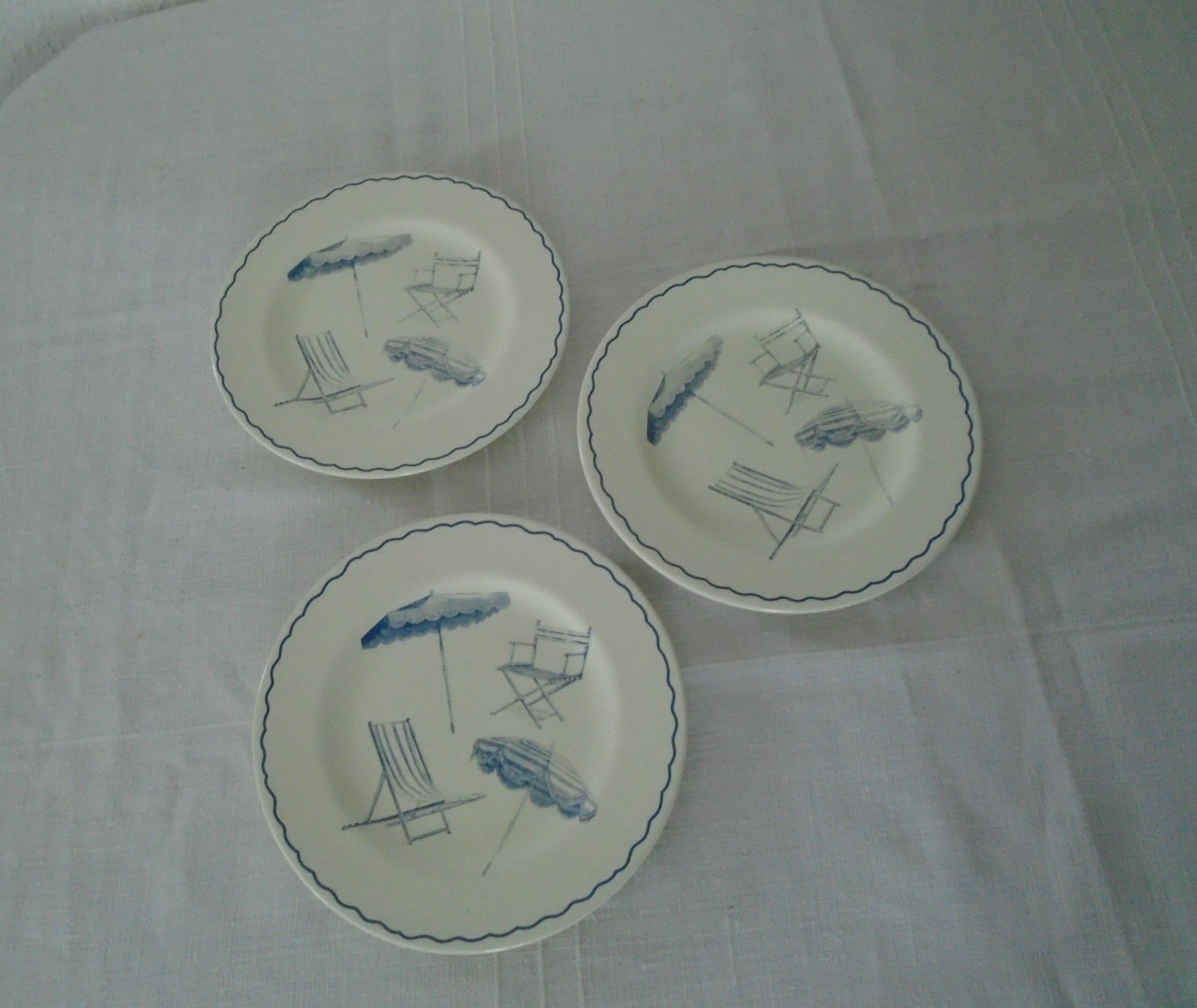 3 plates exclusive
