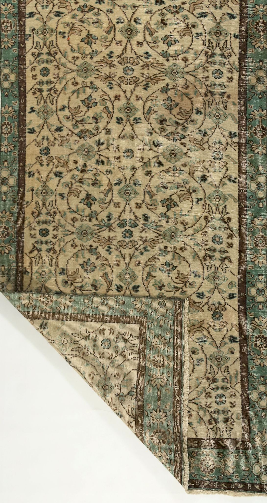 Tapis anatolien fait à la main 241 x 122 cm