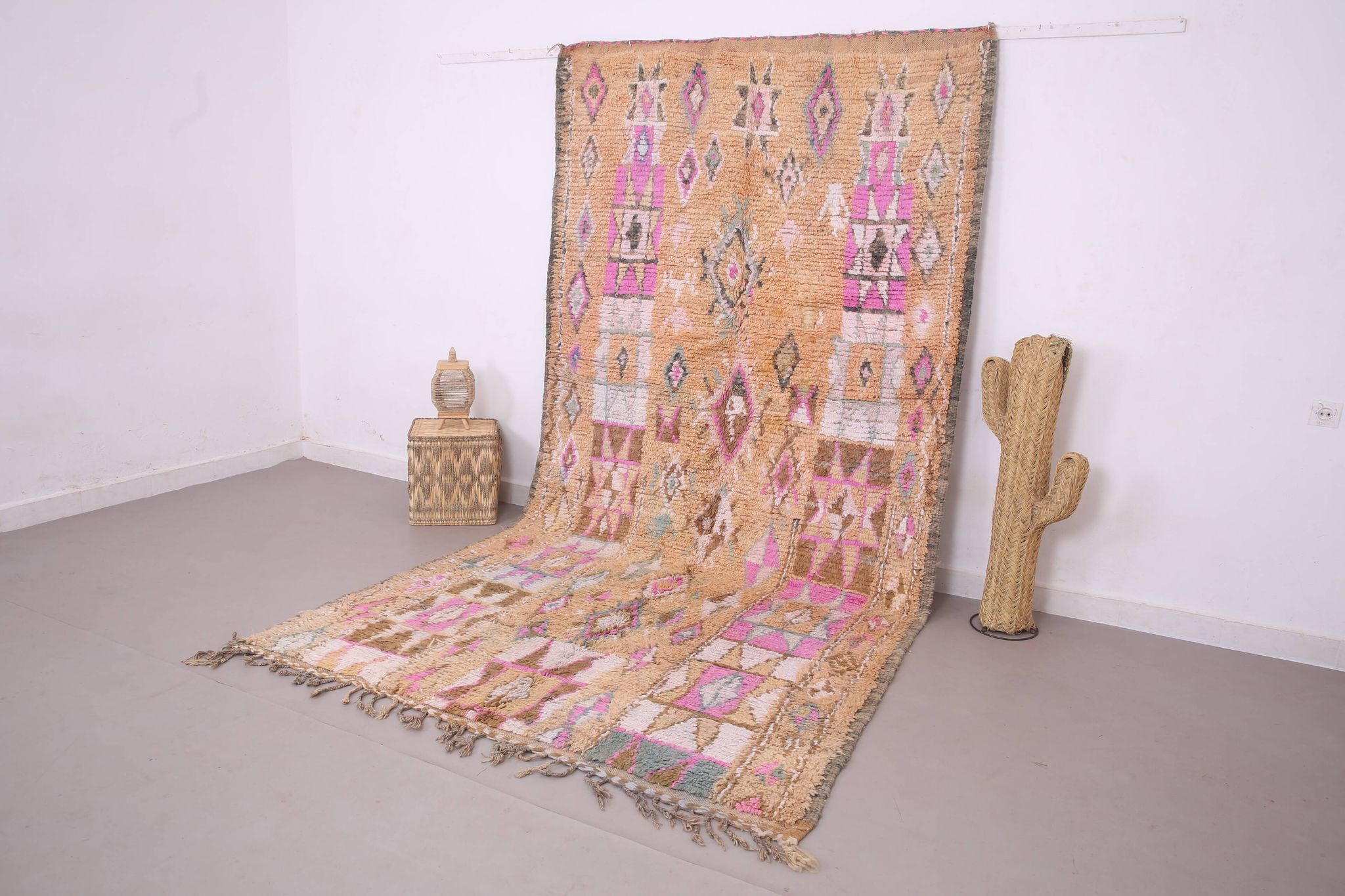Peach Vintage Moroccan Rug 182 x 348 cm - Berber Wool Rug For Living Room