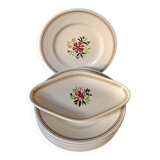 Set of 8 hand-painted dinner plates