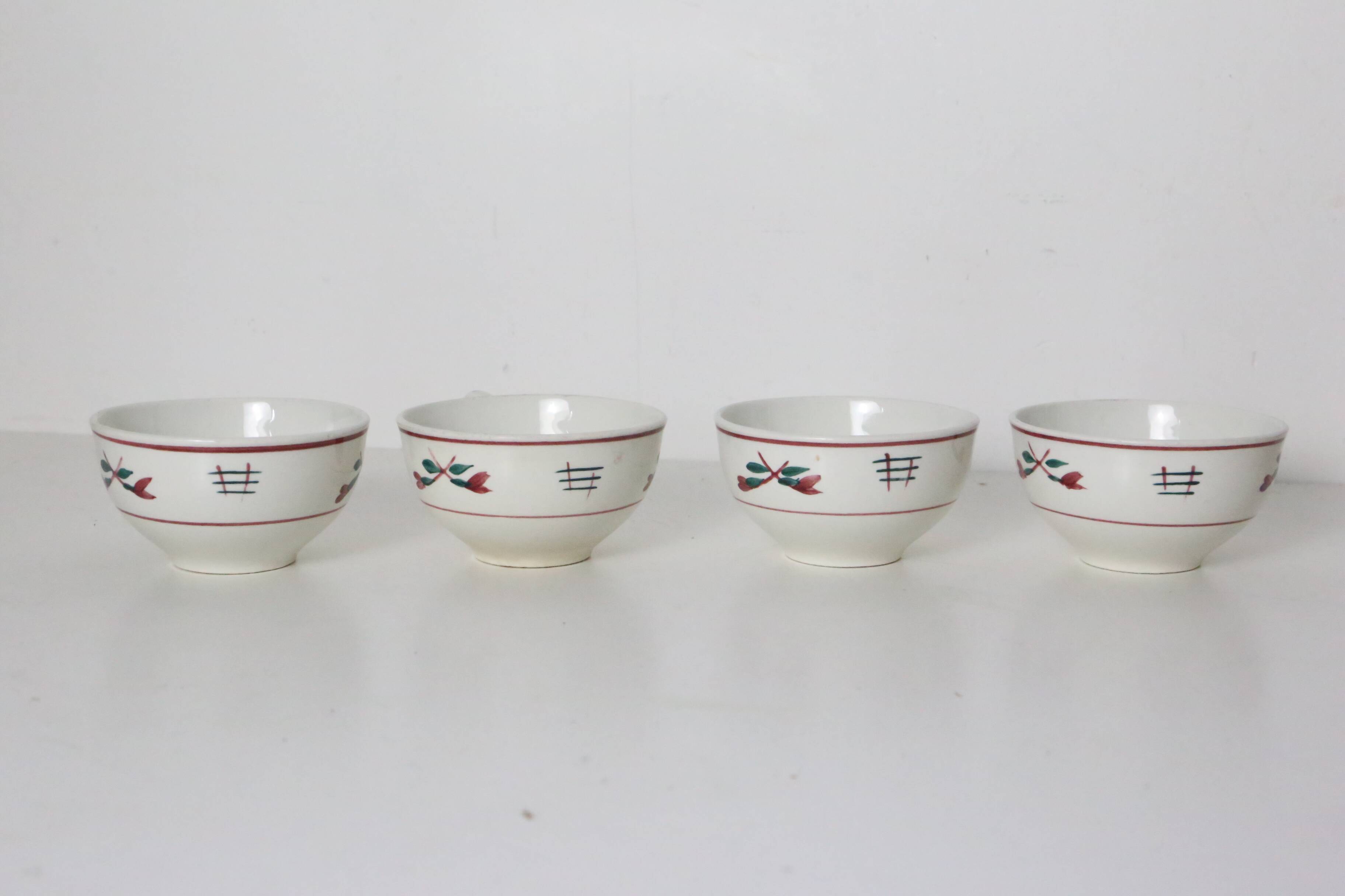Set of 4 cups, vintage, French