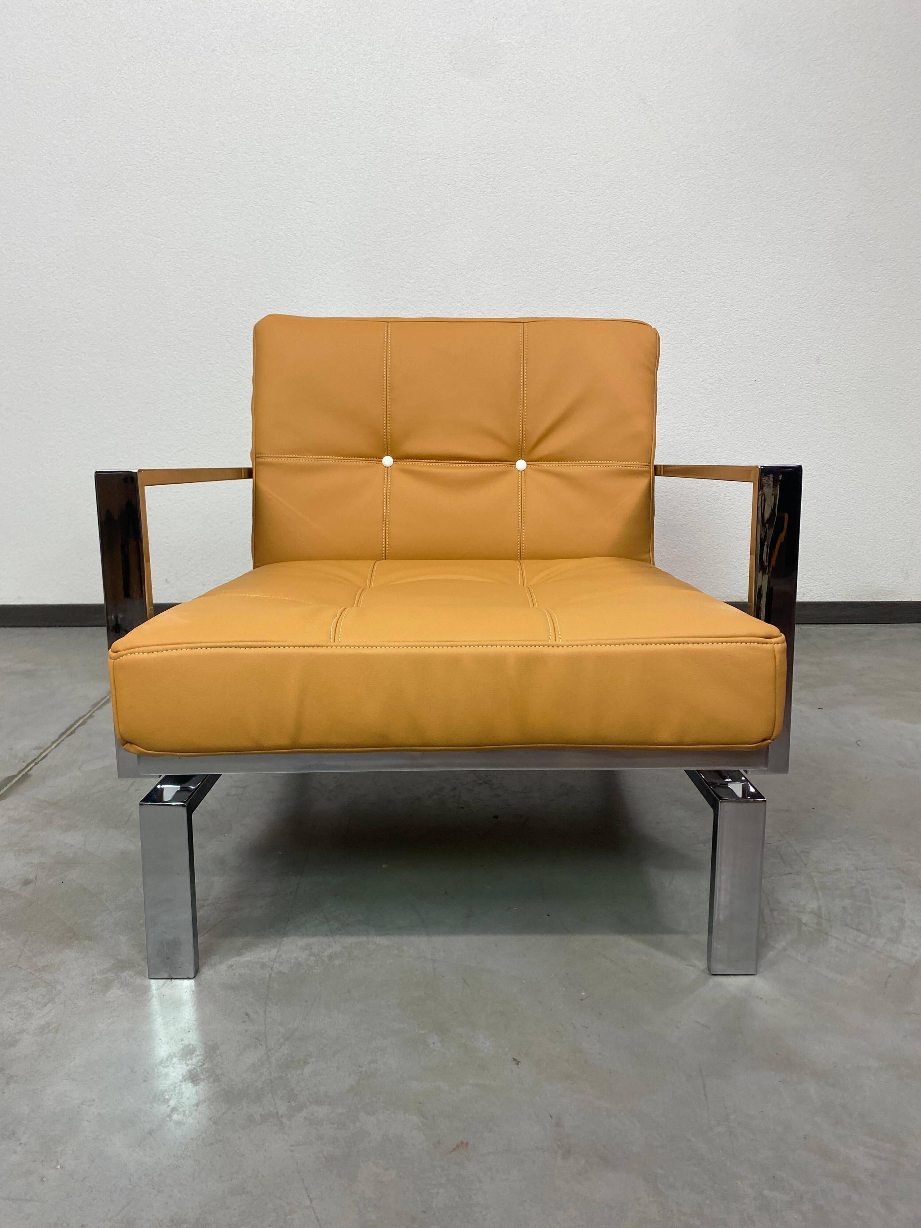 Fauteuil lounge design milieu du siècle - Studio beige