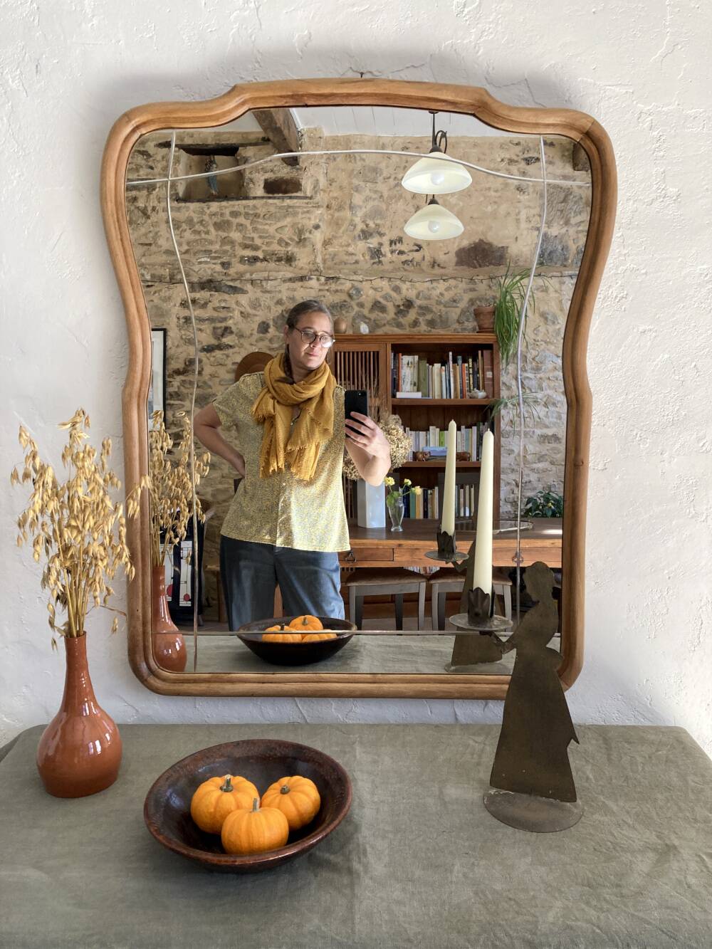 Art nouveau mirror, curved wooden frame and chiseled glass