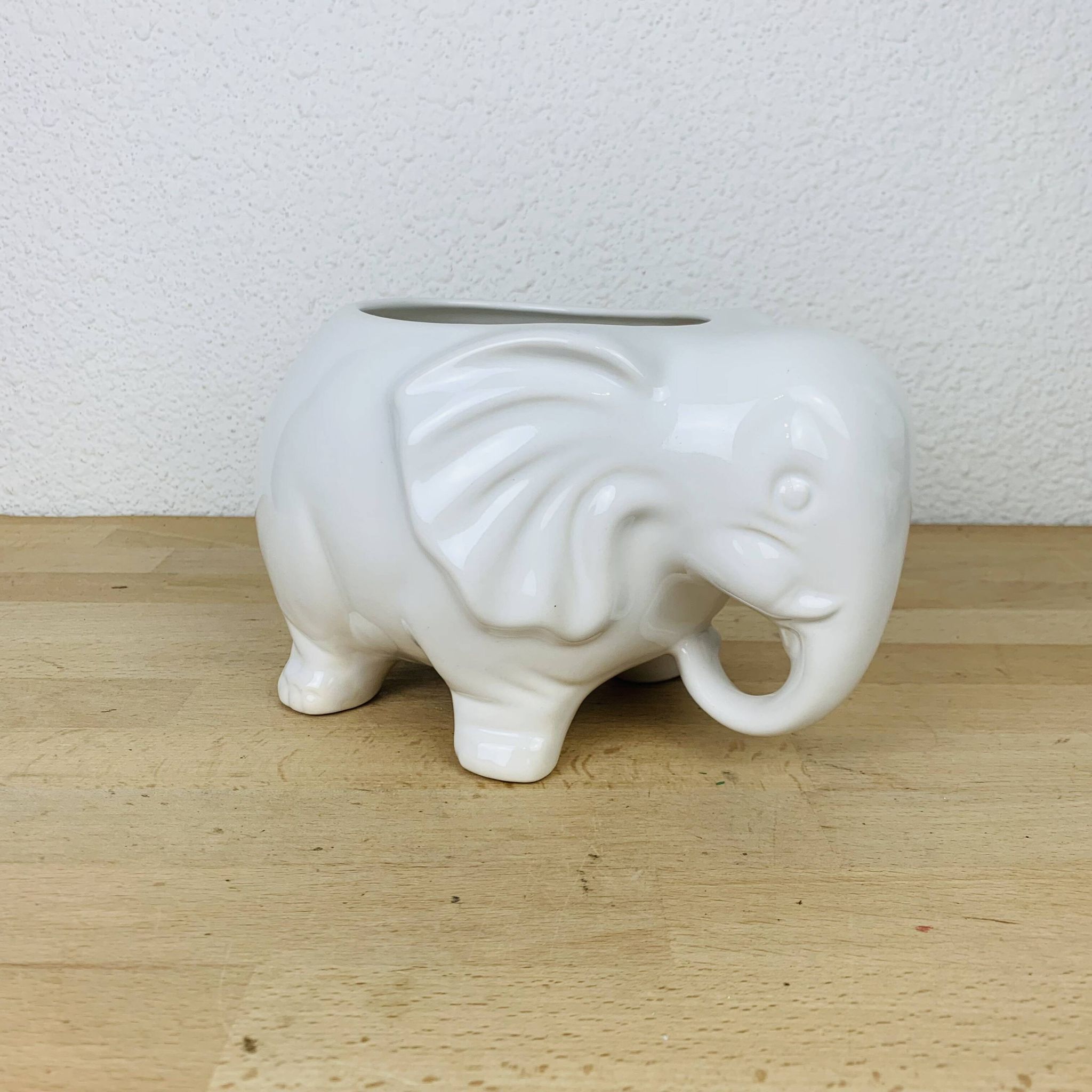 Ceramic elephant plant pot