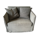 Fauteuil ghost dessiné par Paola Navone