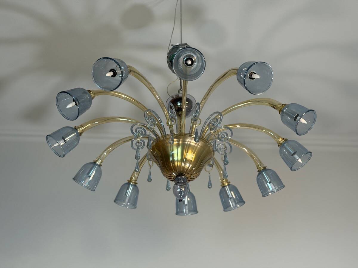 Venetian lustre in two-colour Murano glass, blue and gilded, circa 1990.