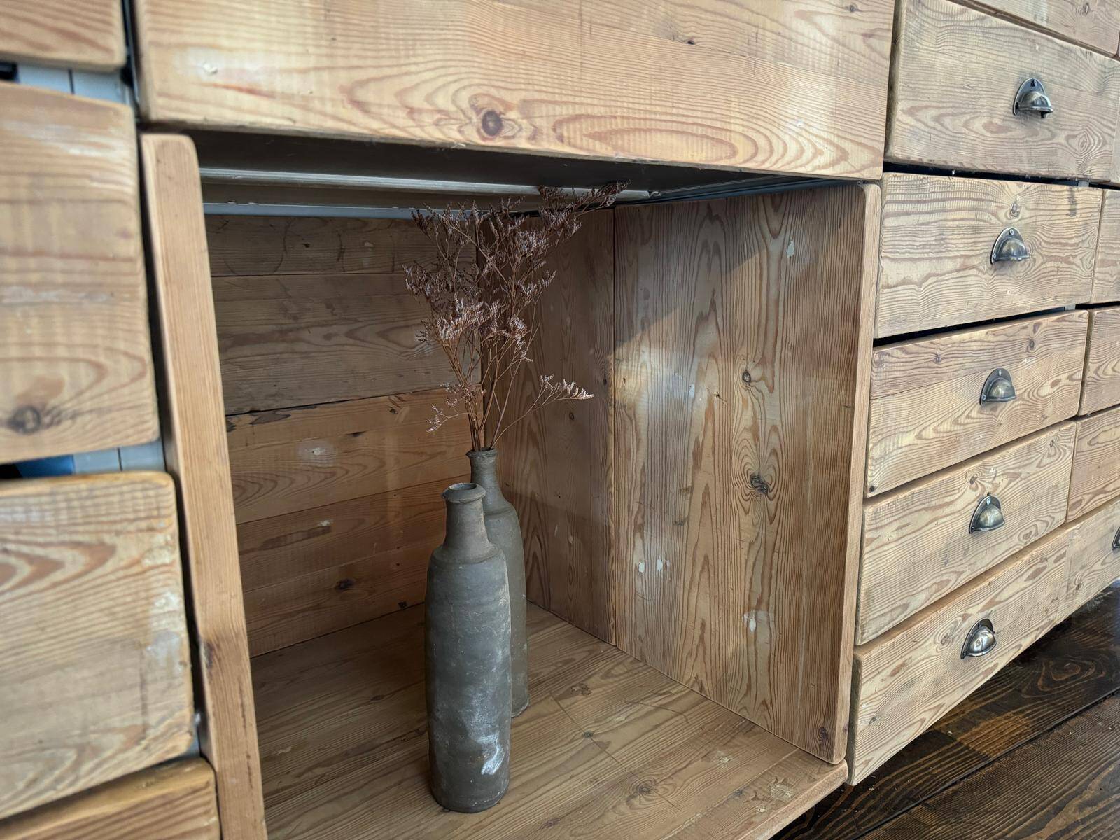 Grand comptoir de Pharmacie