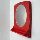 Miroir italien Space Age rouge avec étagère, années 1970