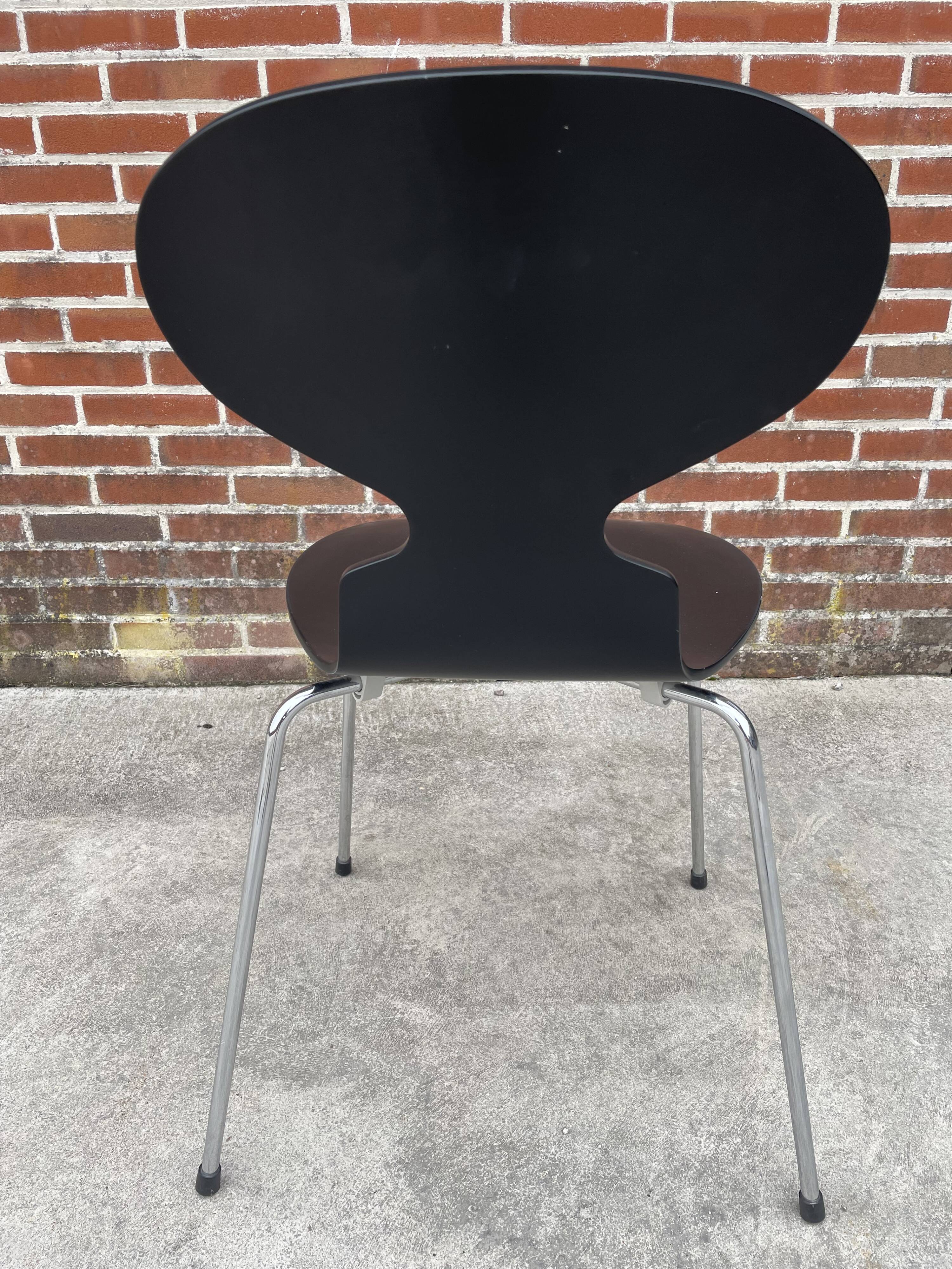 Arne Jacobsen - Fritz Hansen, Chair Model Ant in black