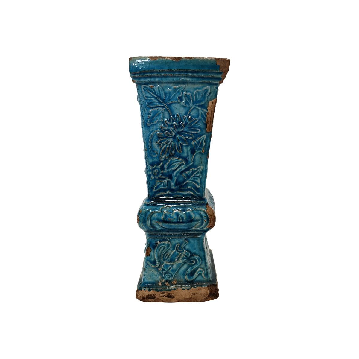 Chinese Ceramics Gu Vase Ming Dynasty, mid 1600s