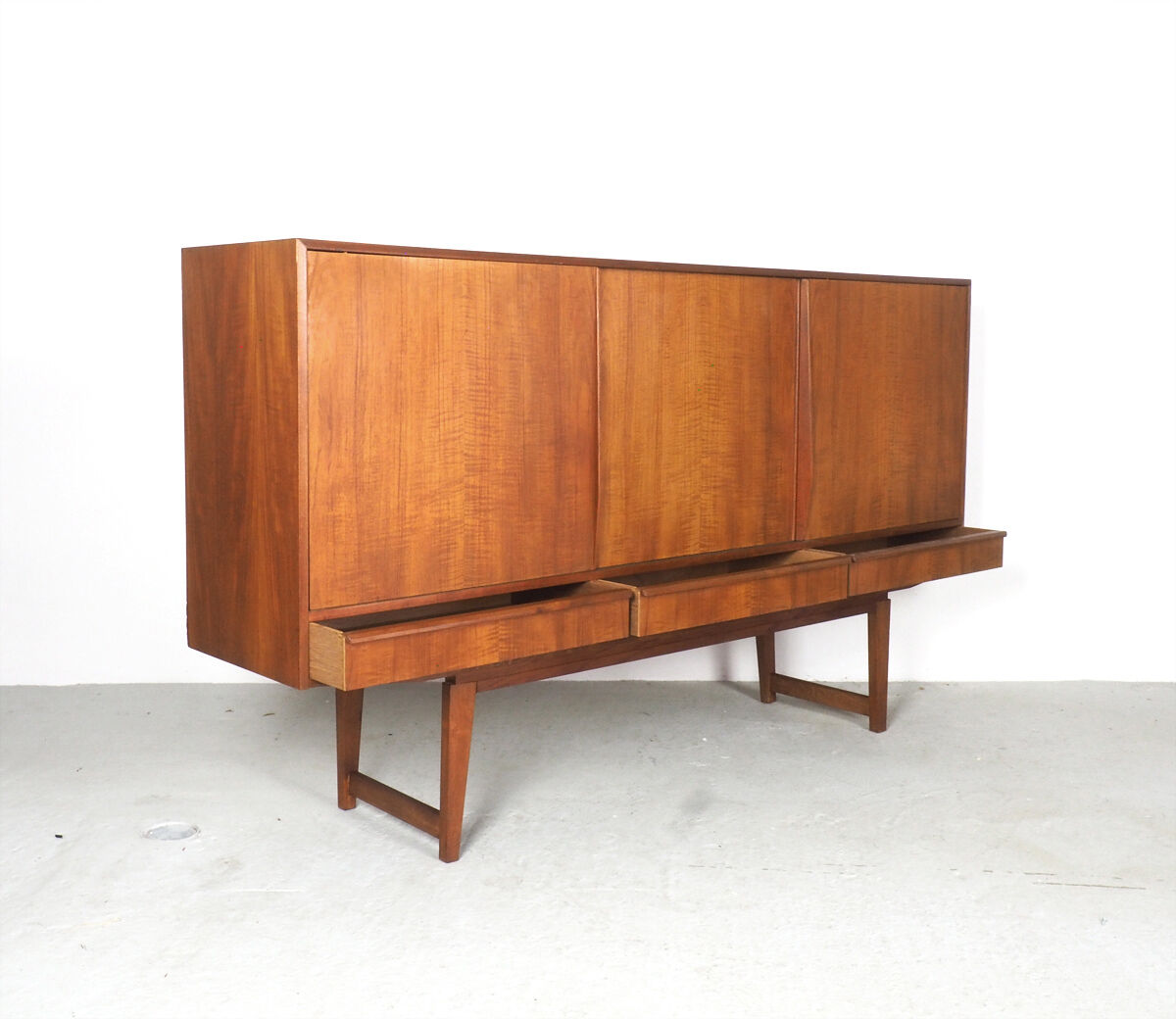 Danish teak sideboard with sliding doors, 1960