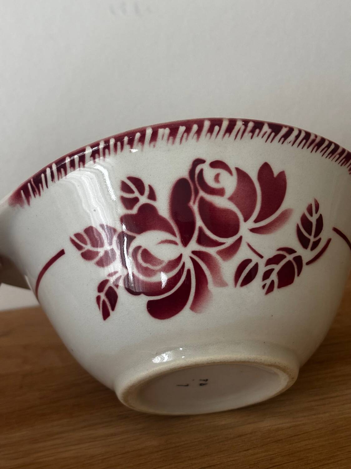 Vintage earthenware bowl with pink floral design from Badonviller.