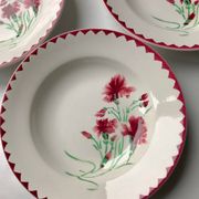 Lot de 4 assiettescreuses Digoin Sarreguemines modèle œillets