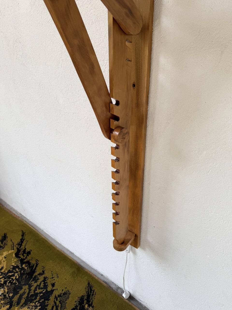 Mountain furniture gallows France pine