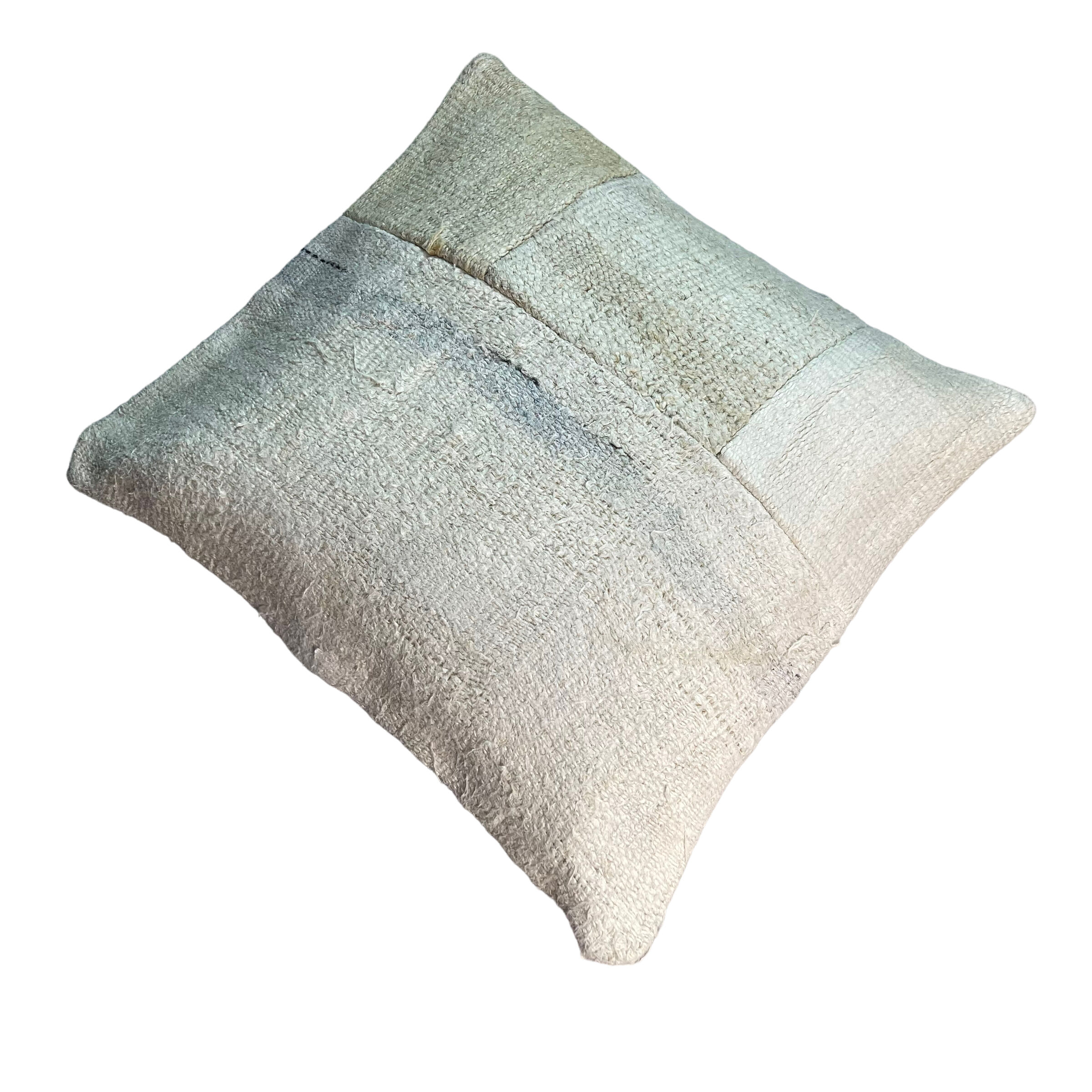 Vintage turkish kilim cushion cover 40 x 40 cm