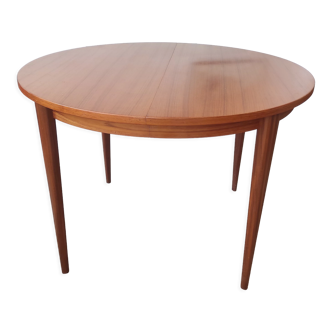 Vintage extendable table