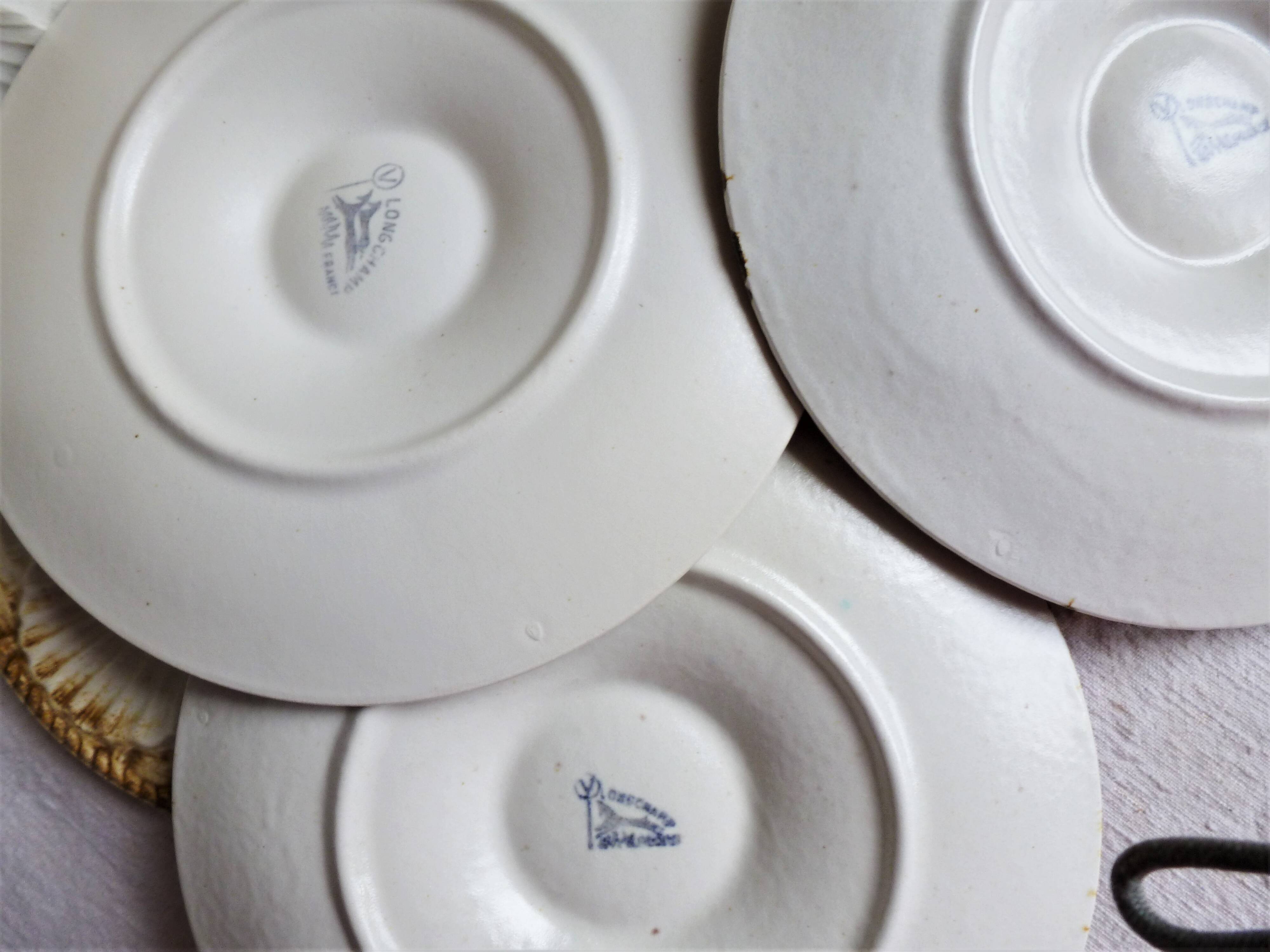 Set of 2 Longchamp oyster plates, vintage shell plates.