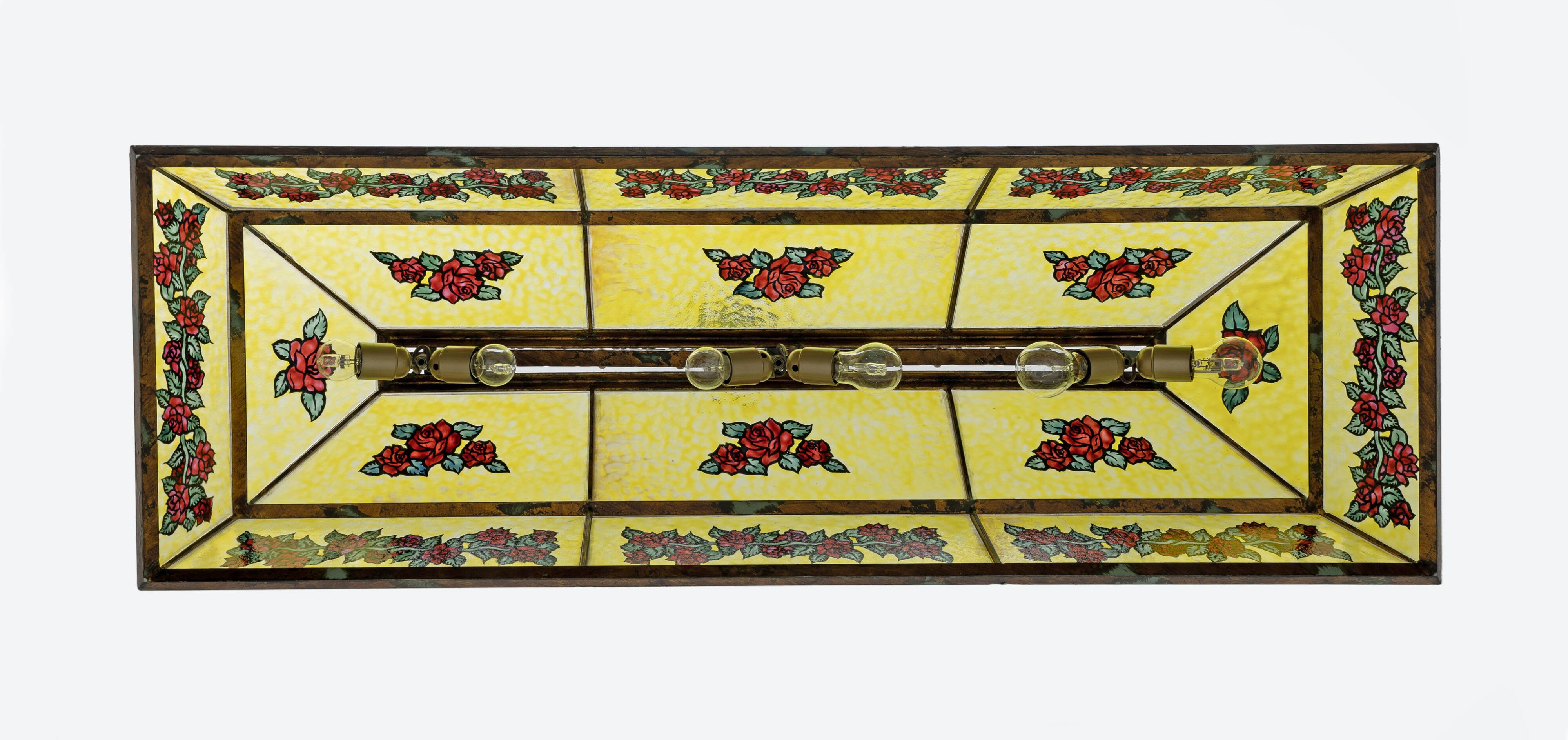 Lustre suspendu rustique en fer forgé peint à la main et en verre, années 1960