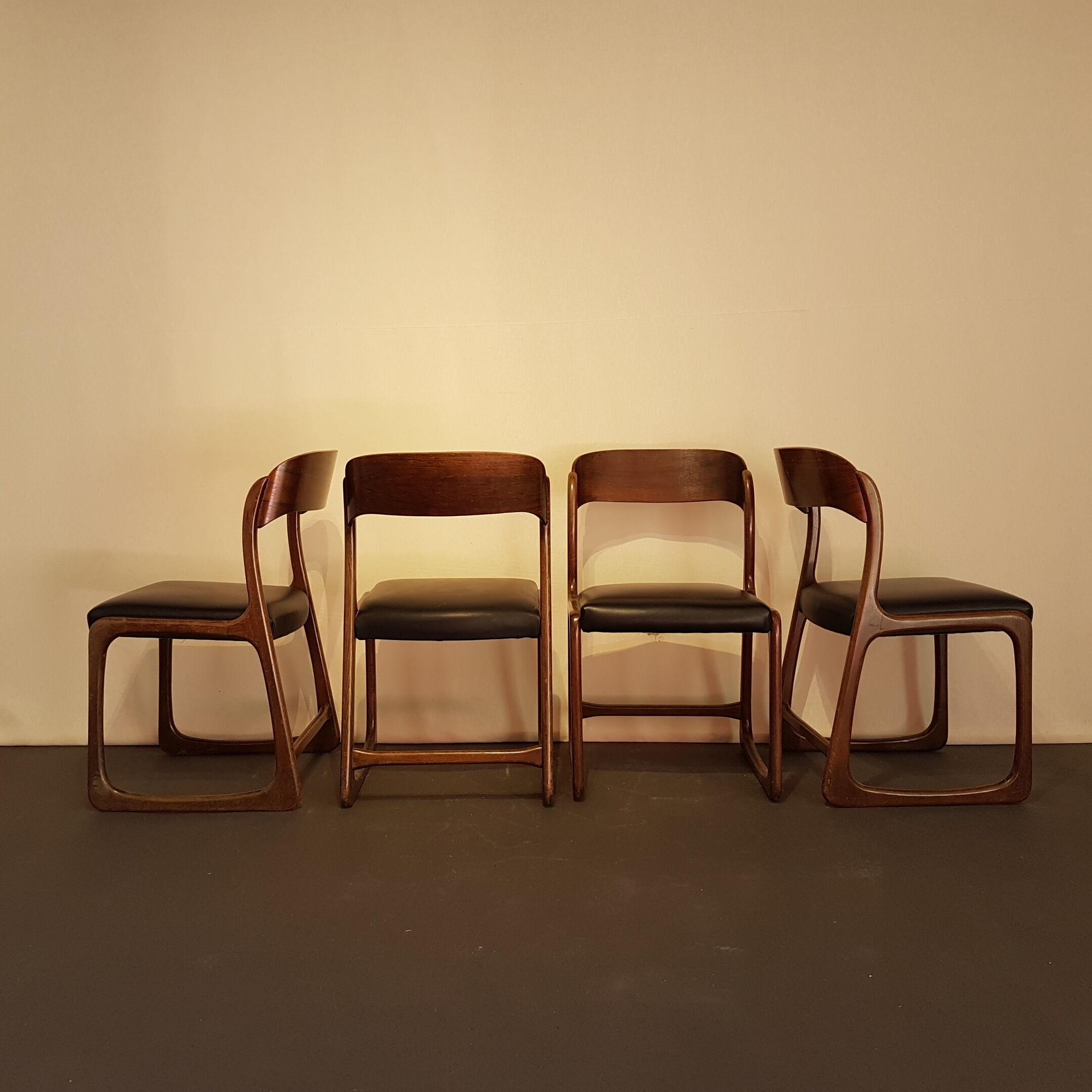 4 chairs sled baumann