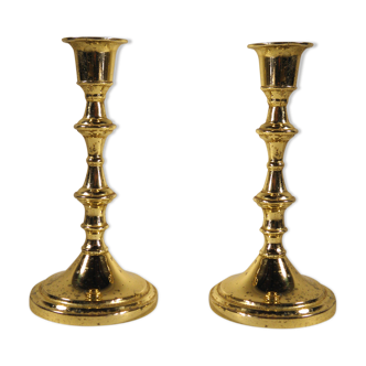 Pair of candlesticks in gold metal