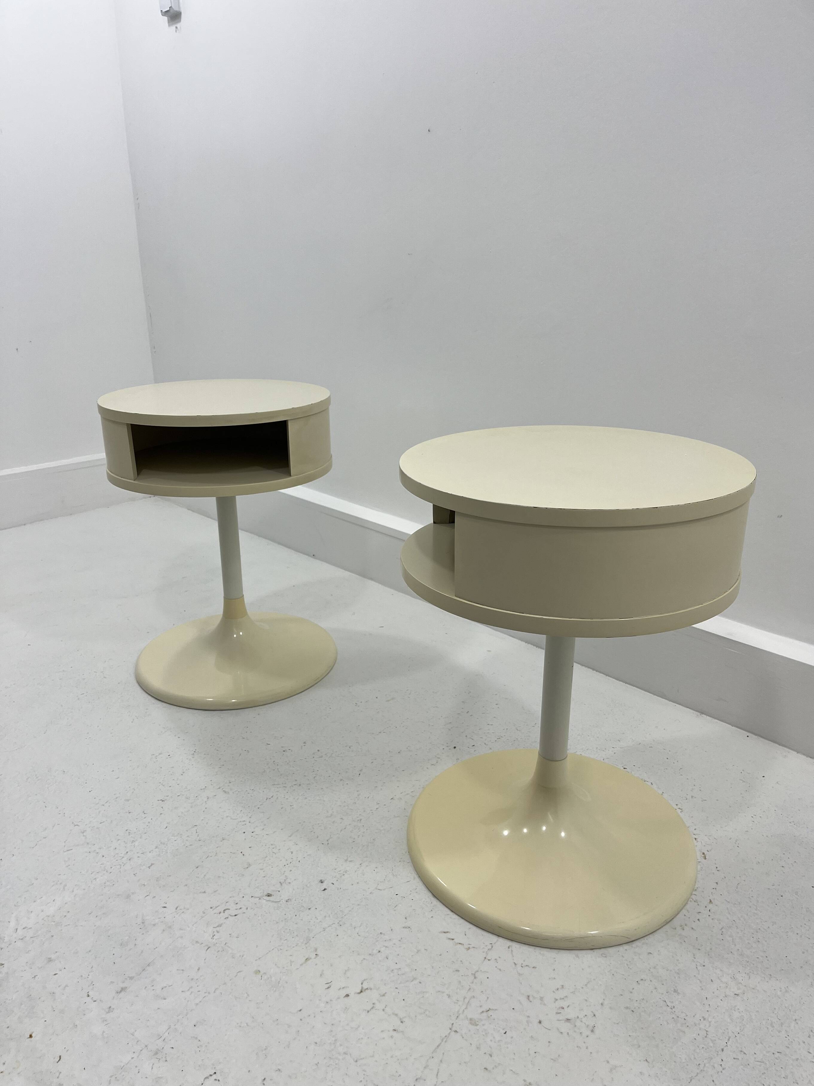 Tables d'appoint Tulipe de l'ère spatiale par Lusch Erzeugnis pour Lusch & Co, années 1970, ensemble de