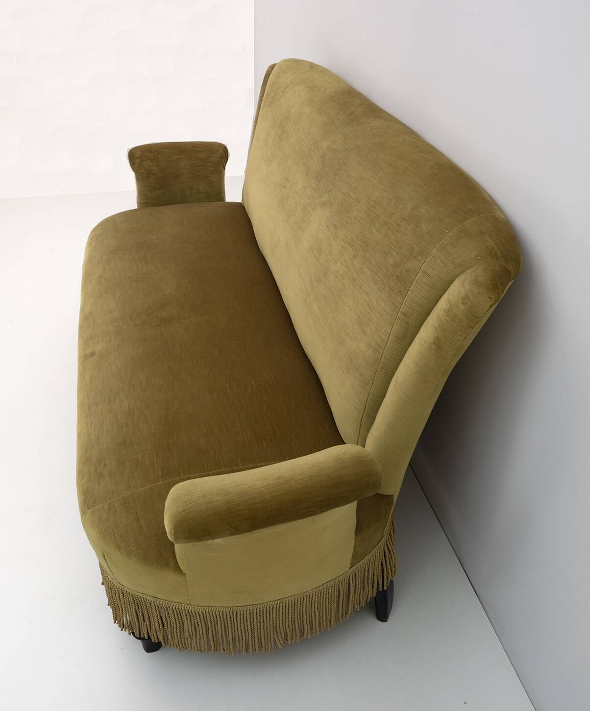 Rare canapé en velours Napoléon III du XIXe siècle