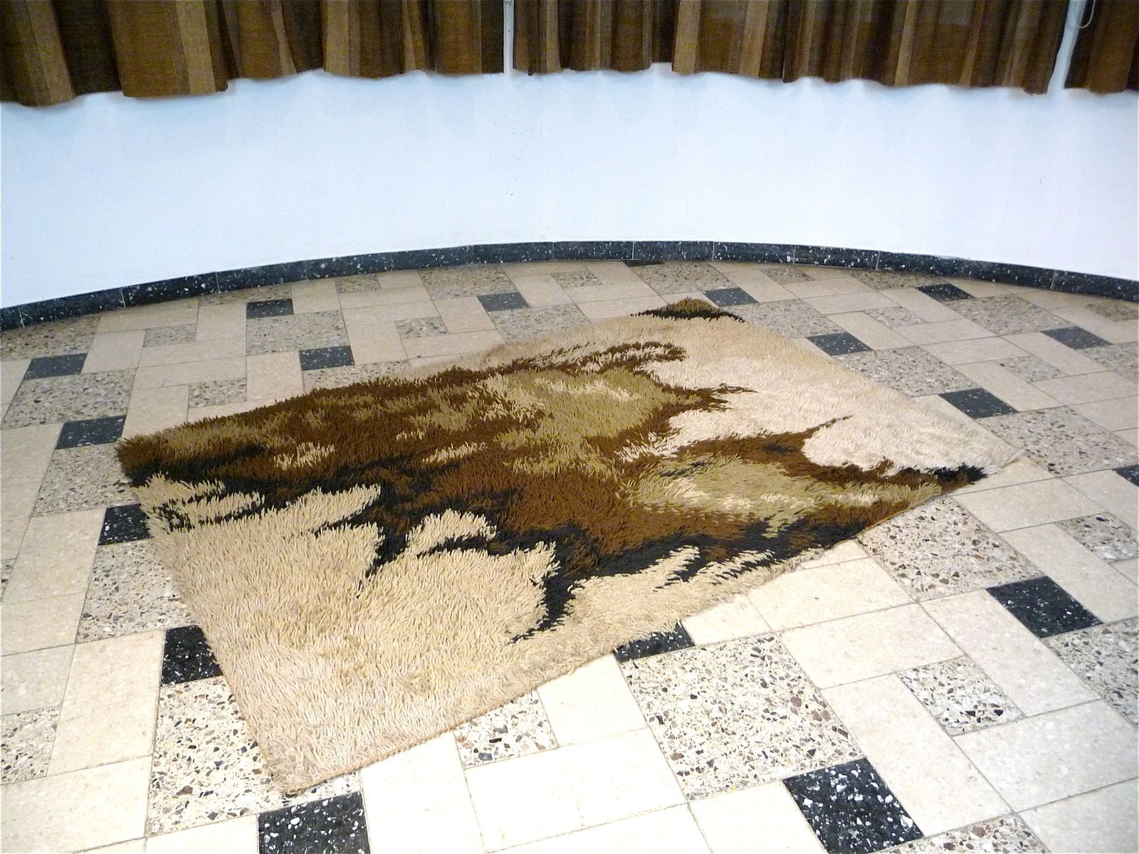 Scandinavian Modern rug with abstract decor by Ege Rya, Denmark 1960s