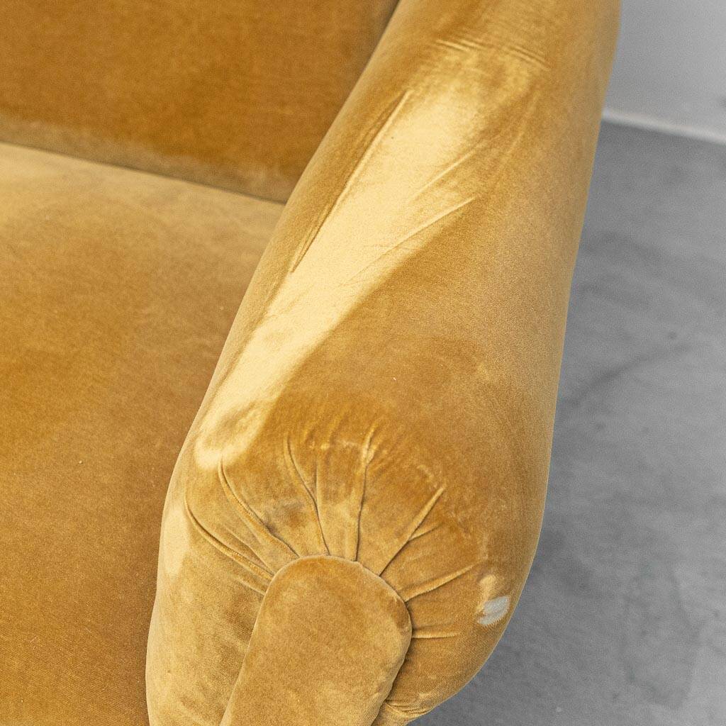 Pair of vintage velvet armchairs in Gigi Radice style – Italian design 1950s