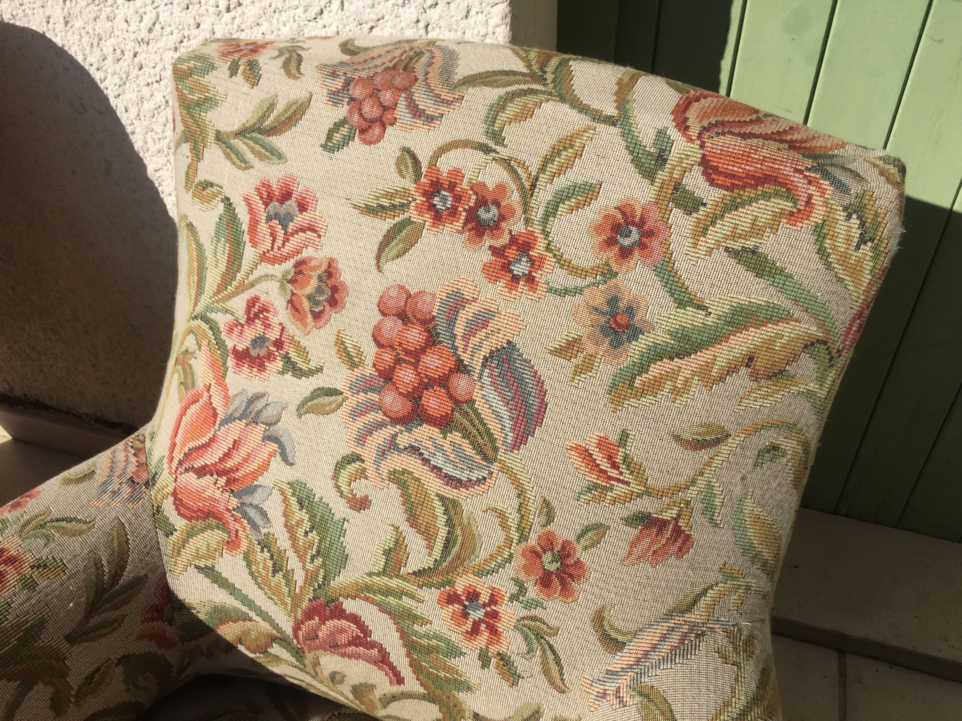 Pair of shepherdesses