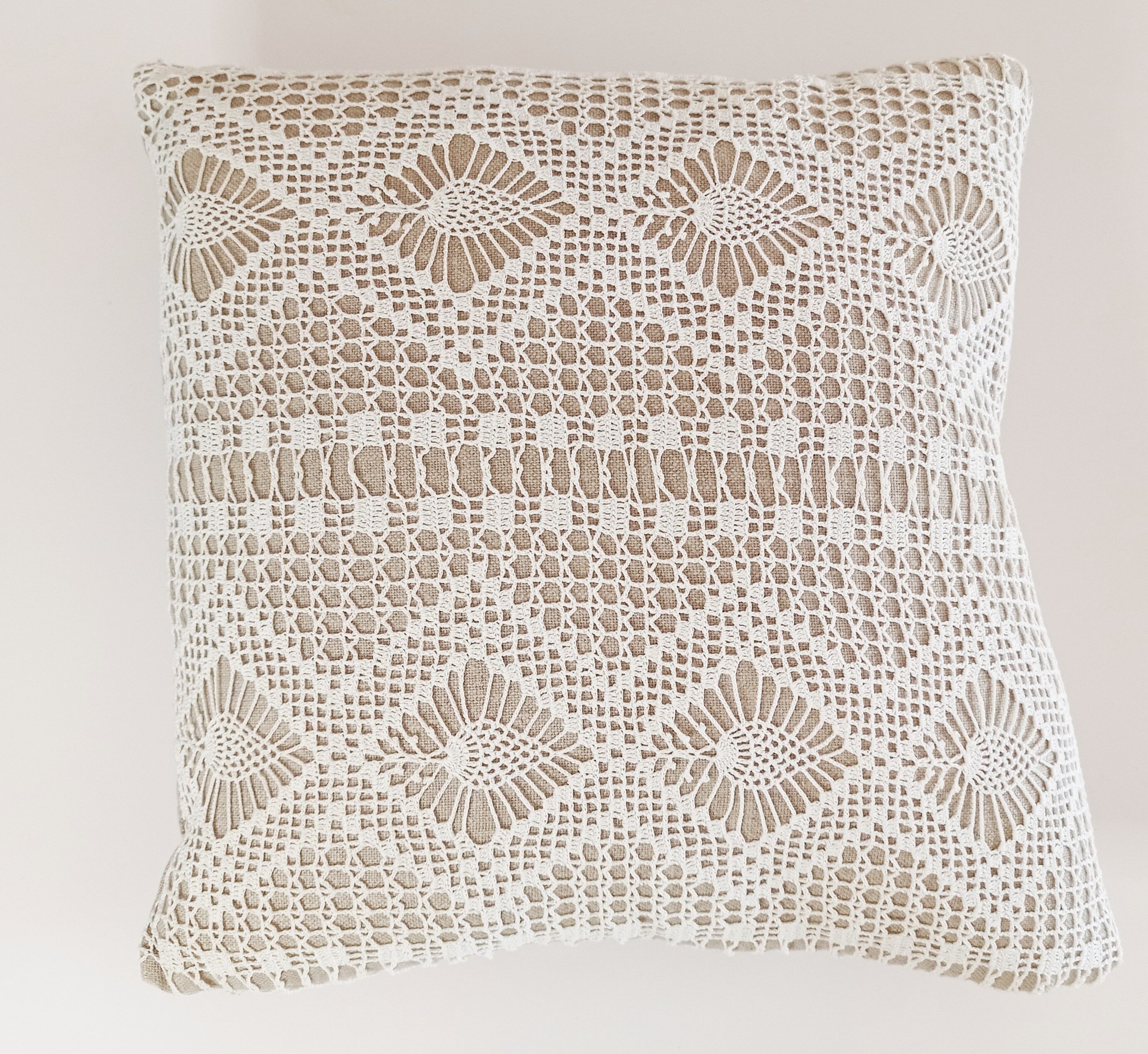 Coussin crochet