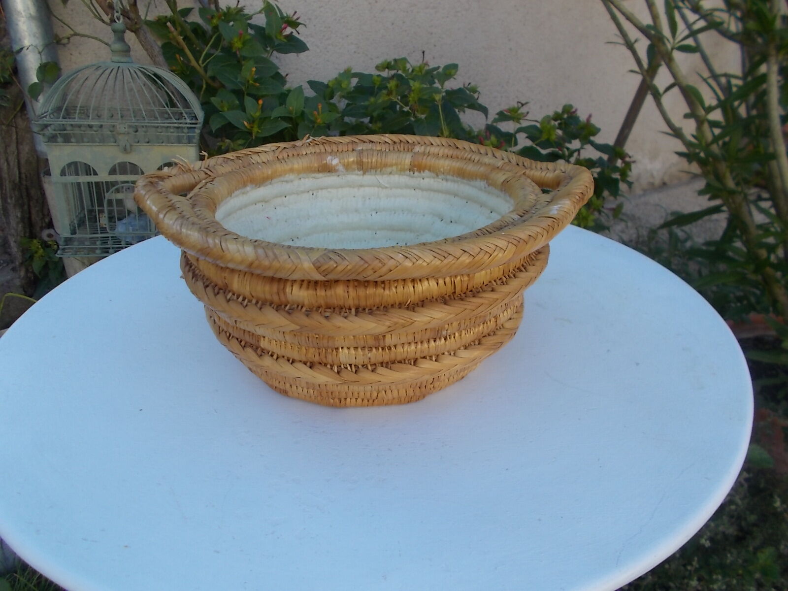 Cache pot