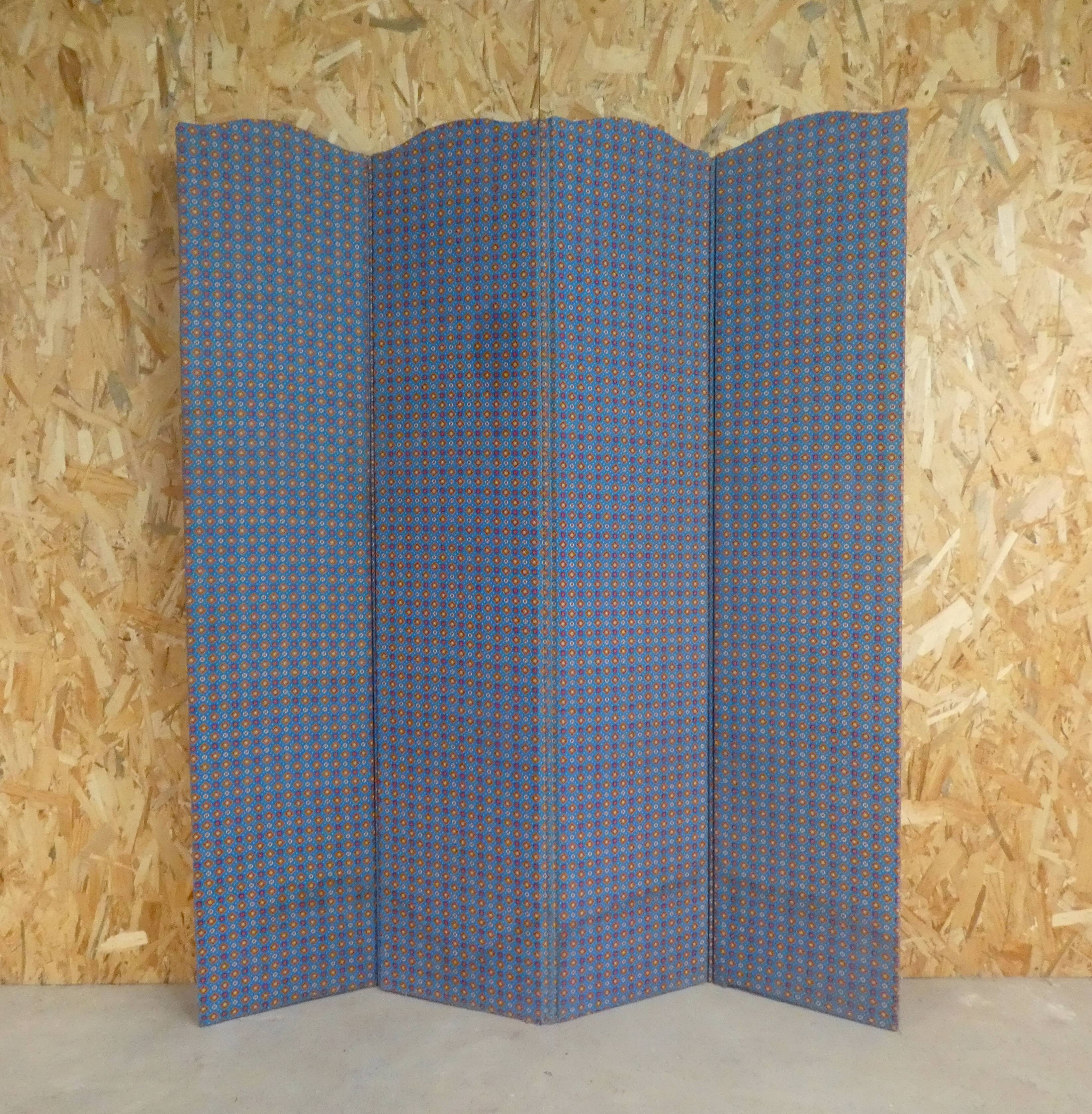 Vintage fabric screen