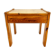Table d’appoint en bois de pin années 1970