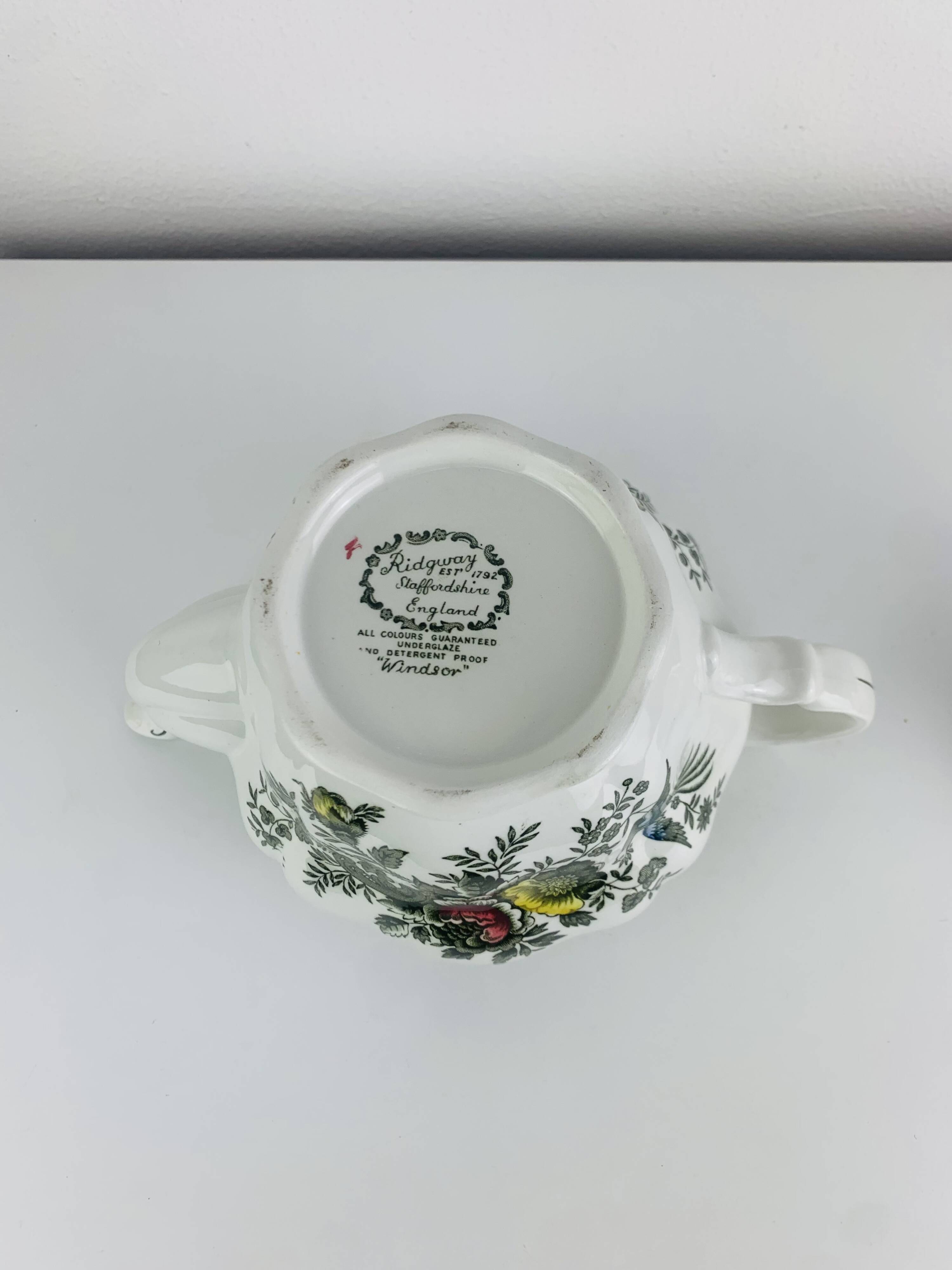 Windsor tea service Ridgway Staffordshire English earthenware, 6 cups