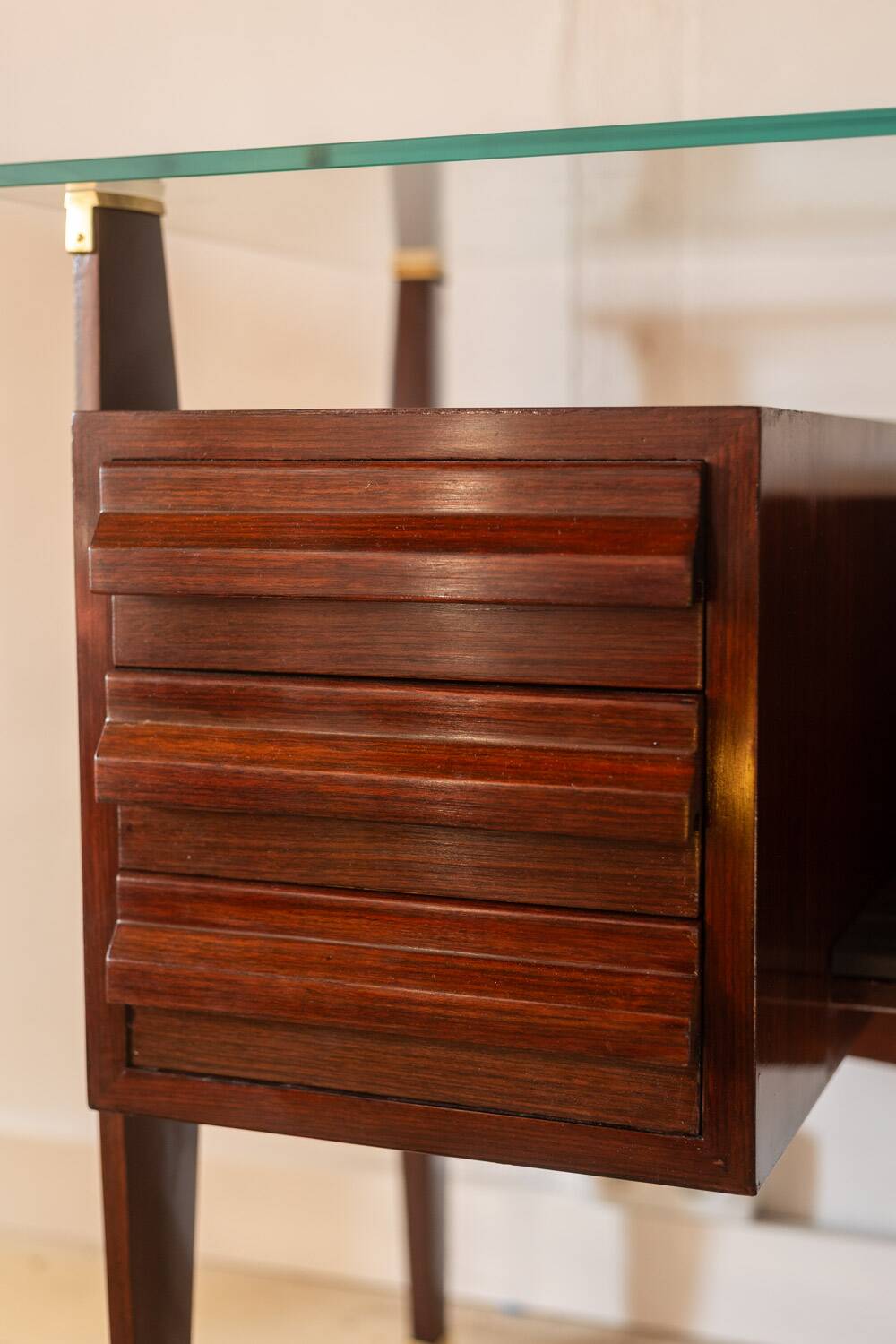 Commode or sideboard in rosewood. Italian work from the 1960s.