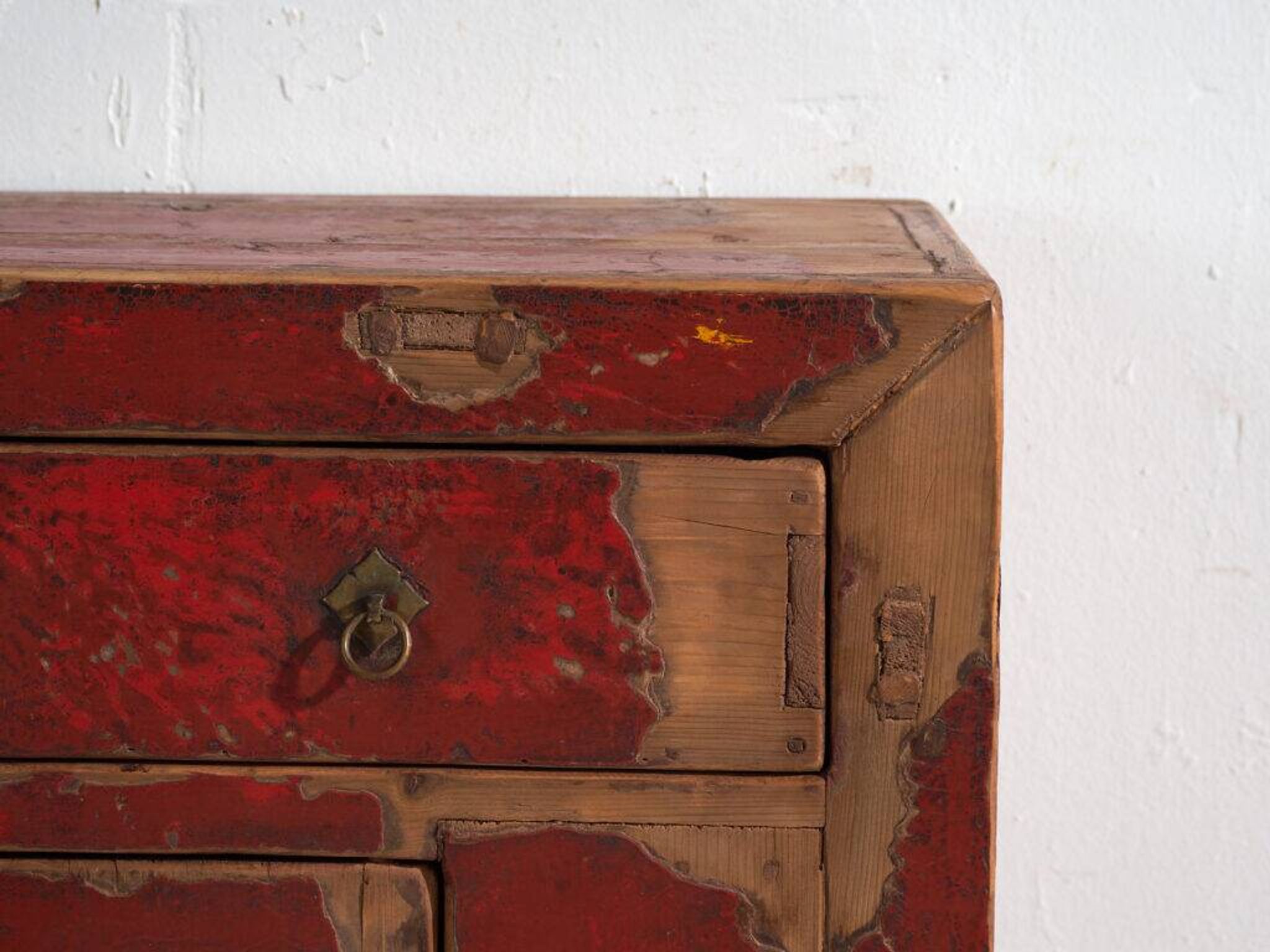 Antique pine sideboard with original red paint – China, circa 1920
