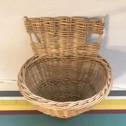 Old harvest basket picking in wick tressé vintage decoration