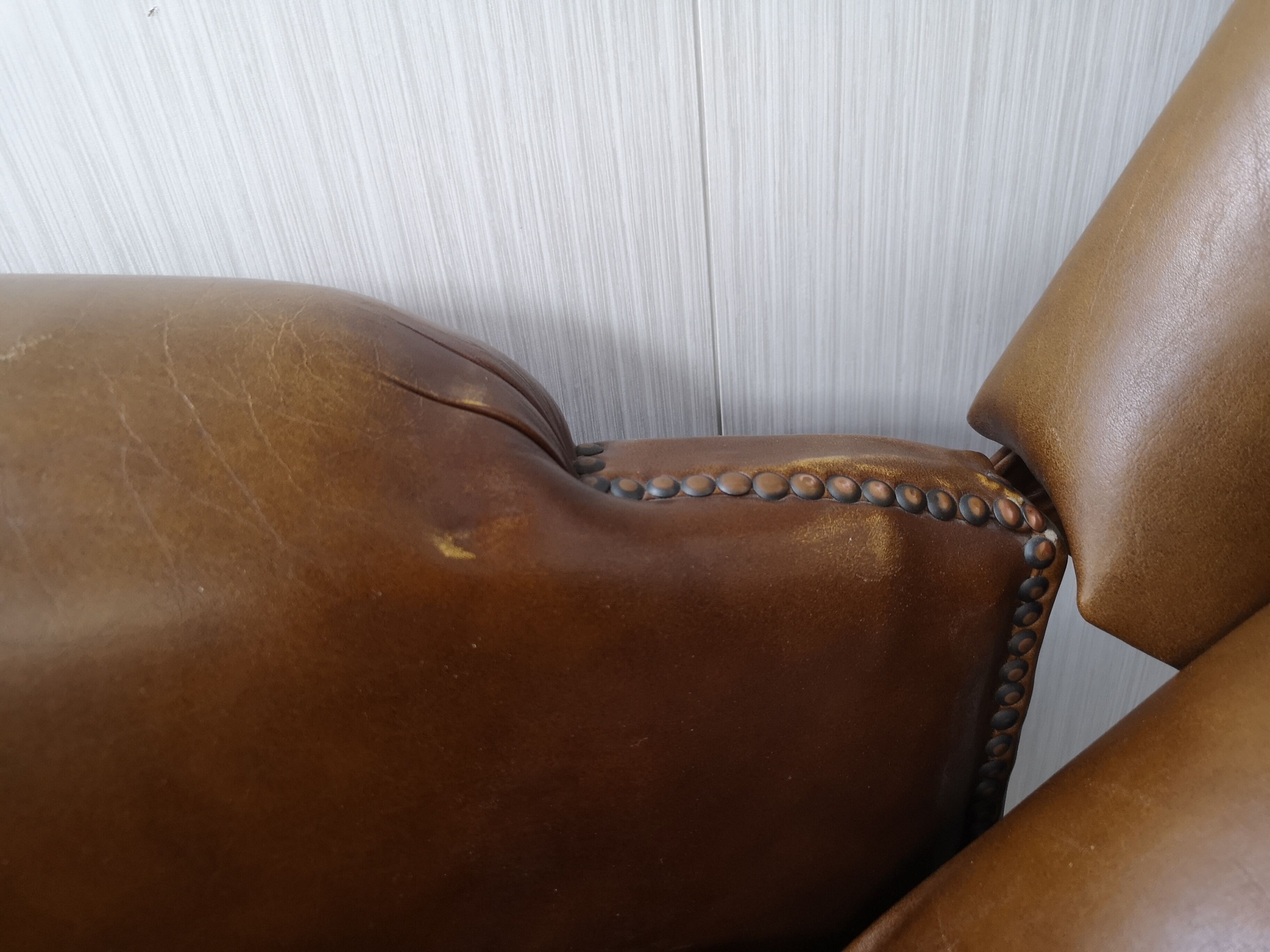Leather reclining chair