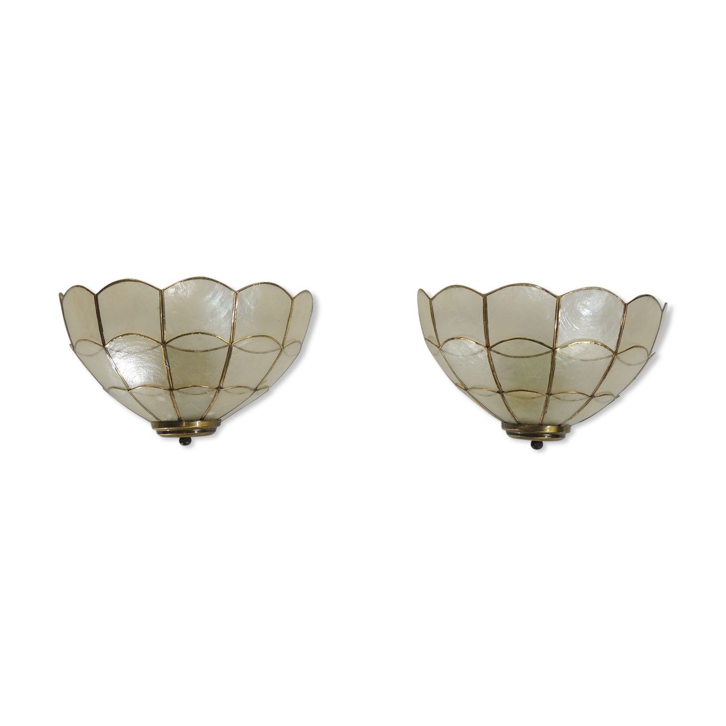 Pair of mother-of-pearl /vintage wall lamps