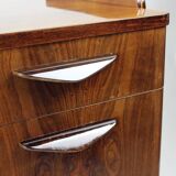 Buffet Mid-Century en noyer par Tatra, Tchécoslovaquie, années 1960
