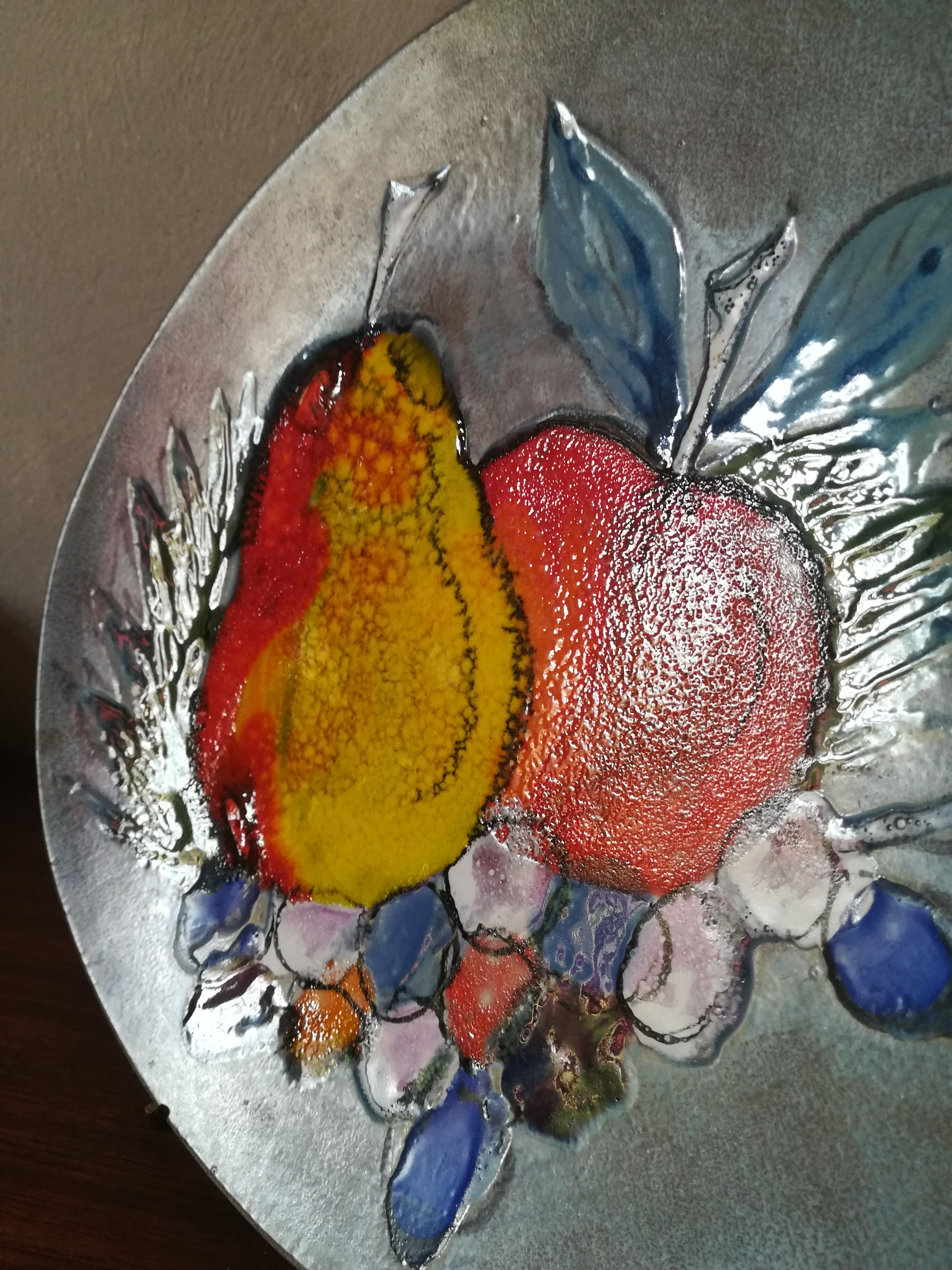 Ceramic plate