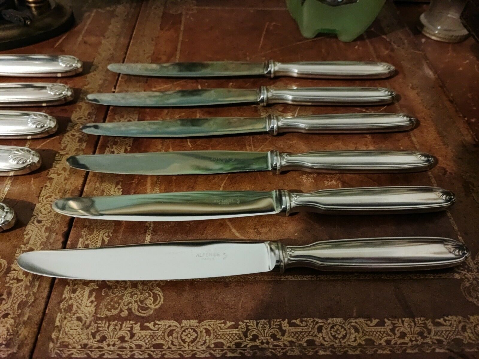 Set of 12 silver metal knives brand Alfénide with their case