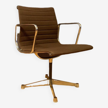 EA 108 swivel chair by Charles and Ray Eames, Herman Miller, United States, 1970s