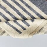 Handmade artisanal Berber rug 2.5x1.5 m