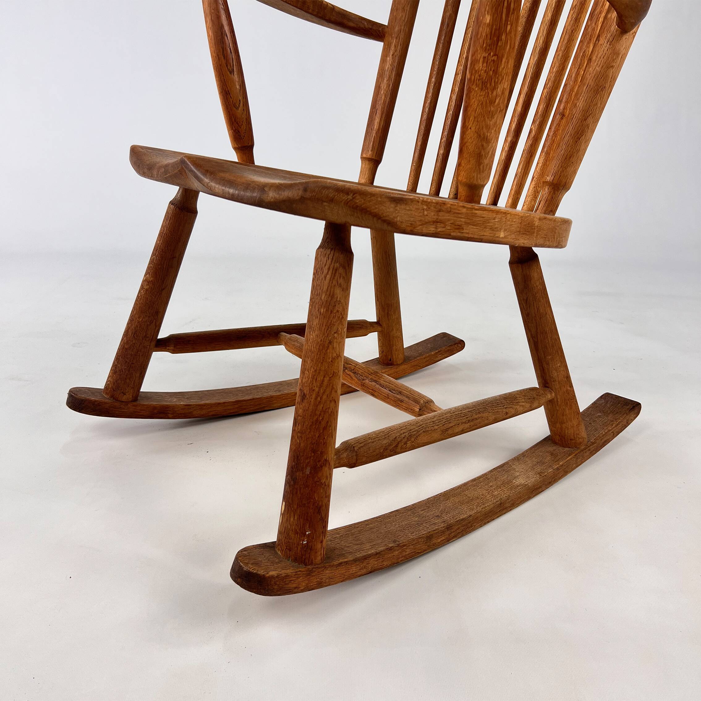 Vintage solid oak rocking chair, 1960s