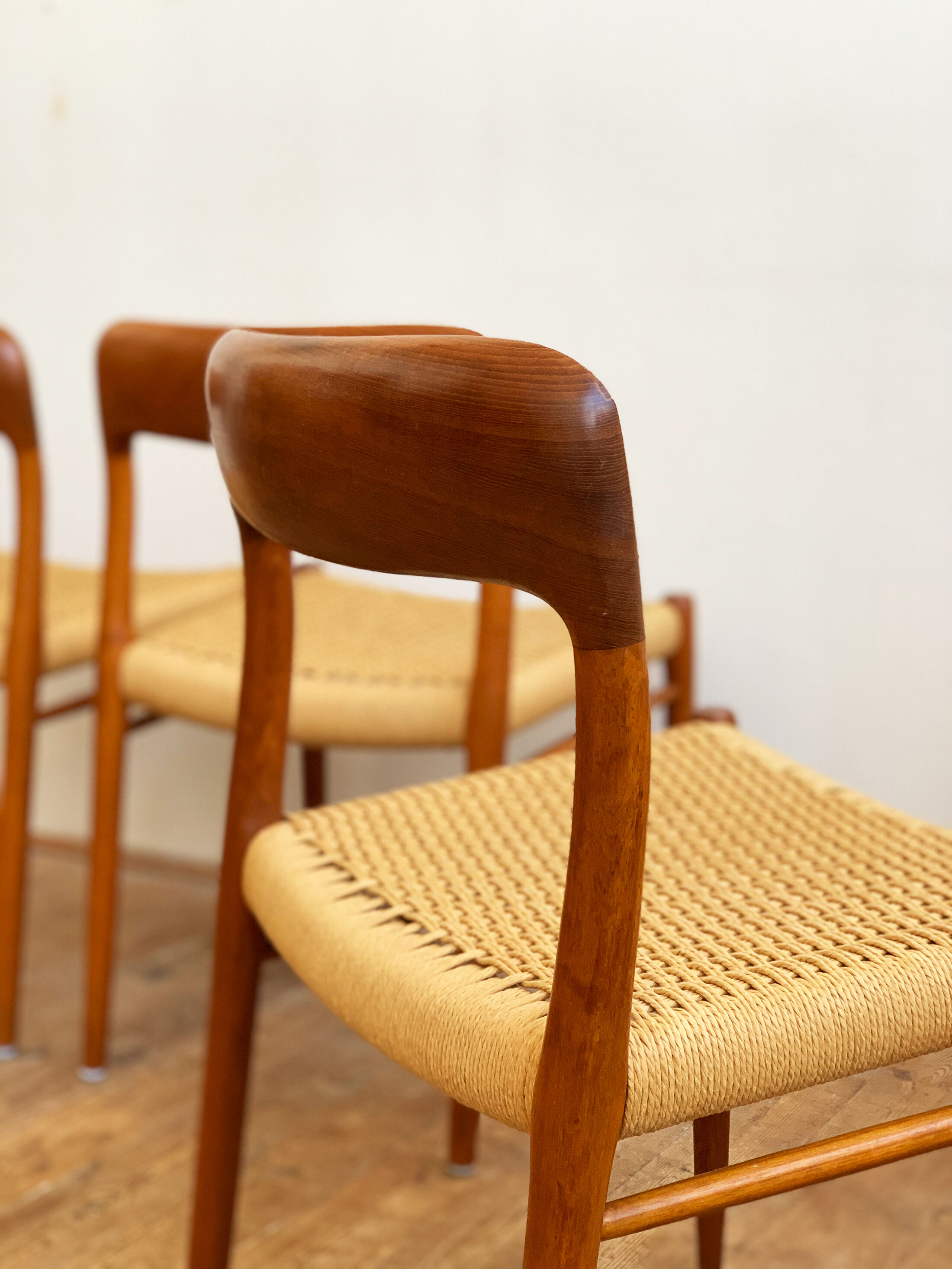 Danish dining chairs, model 75 by Niels O. Møller