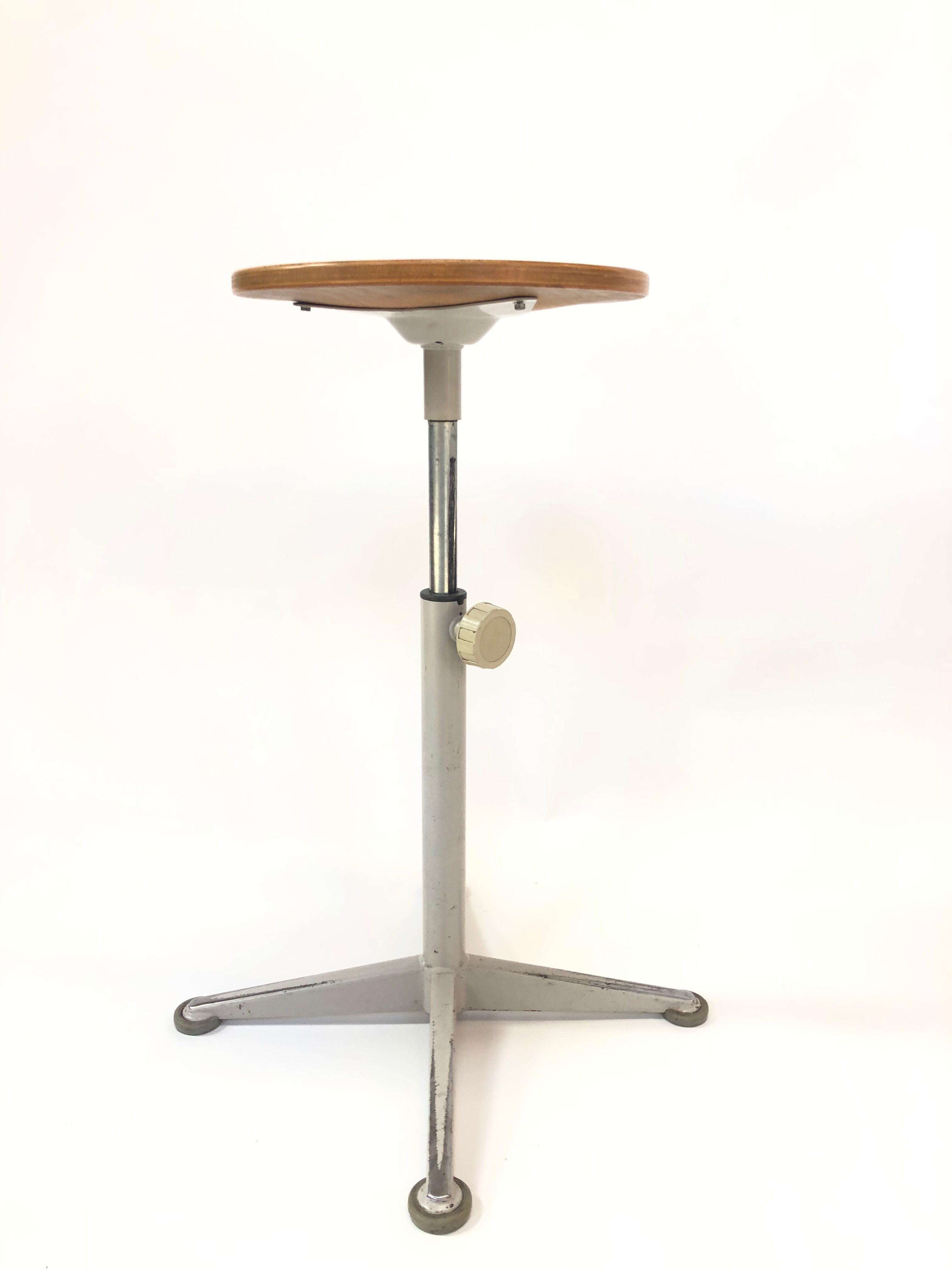 Stool work tabouret by Friso Kramer Ahrend de Cirkel