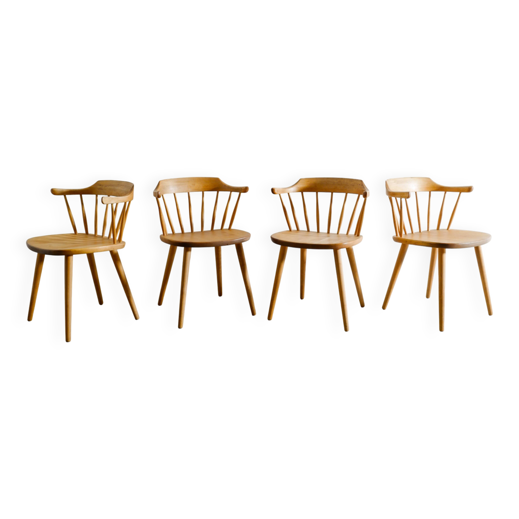 Quatre chaises de salle à manger suédoises vintage en bois sculpté, Yngve Ekström, années 1950