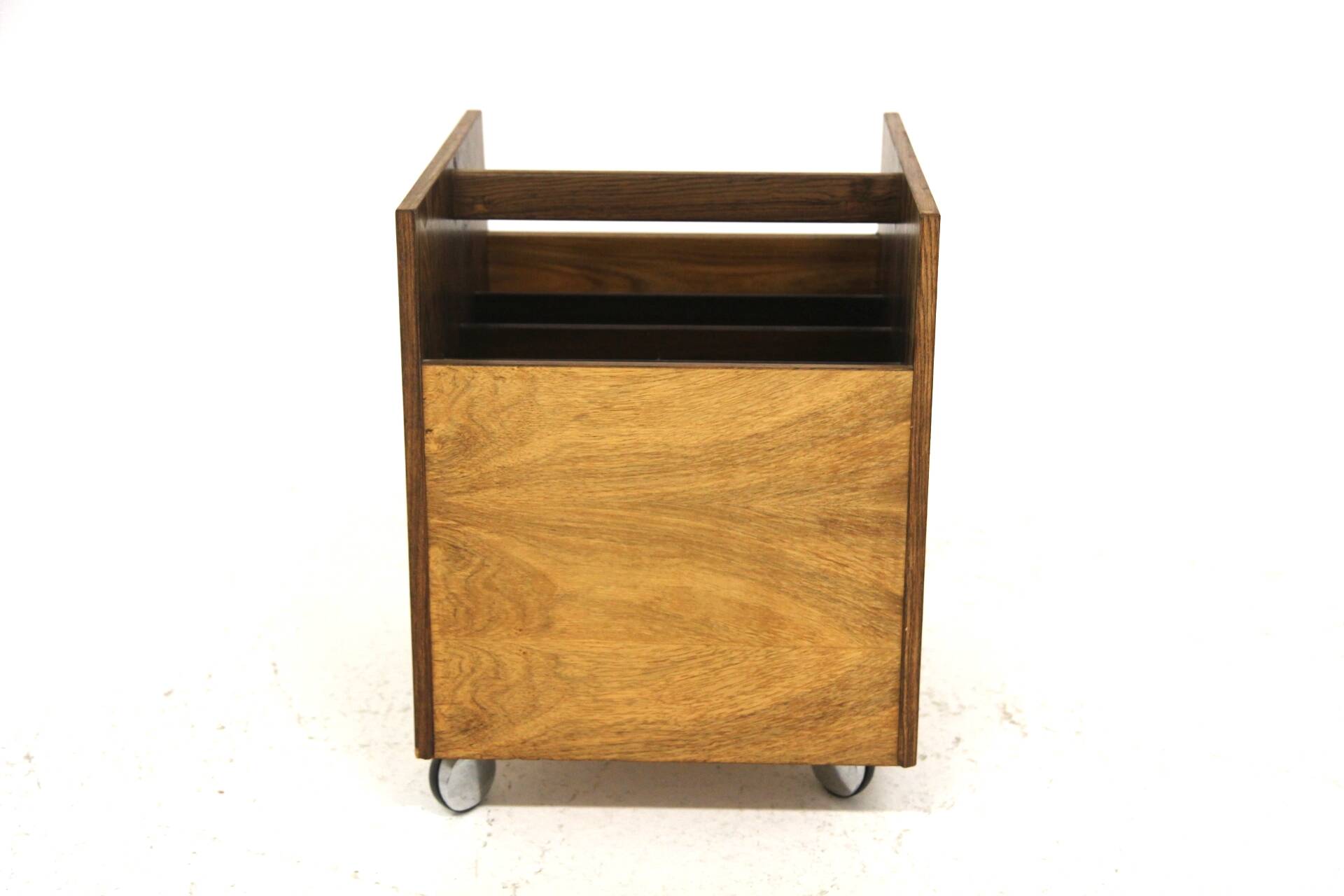 Rosewood magazine rack, Rolf Hesland for Bagn Møbelindustri, Norway